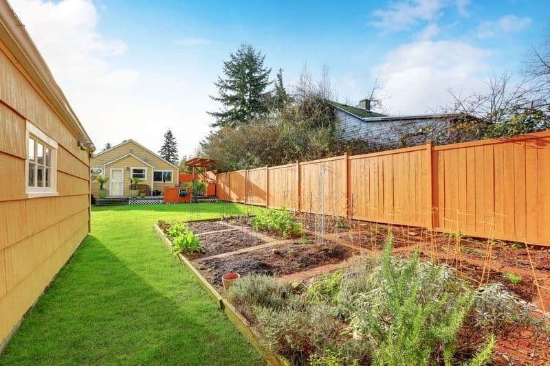 imgi_54_fence_3.jpg