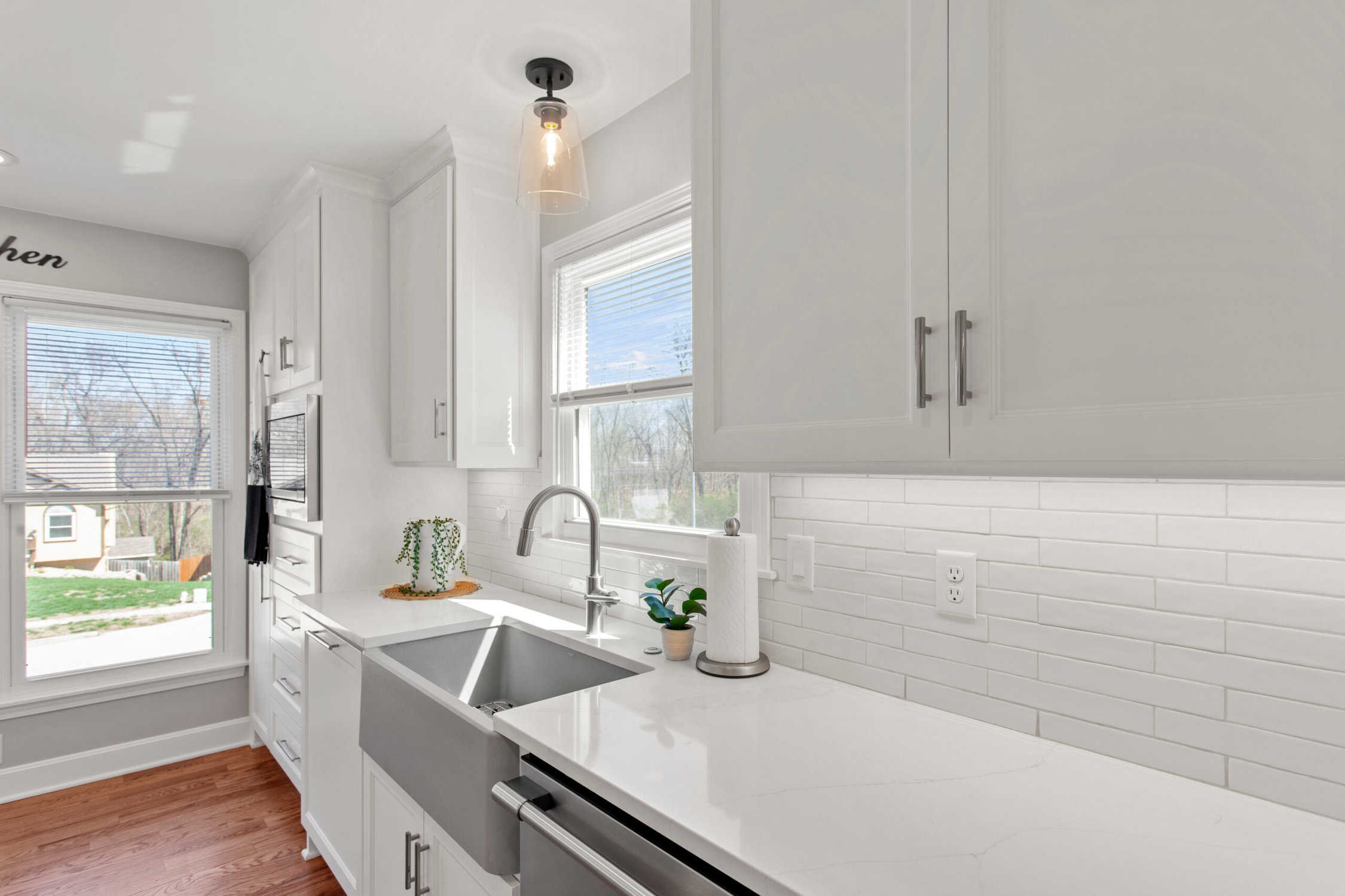 Best Paint Colors for Natural Light